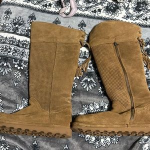 Bear paw boots size 9